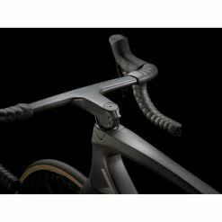 Trek EMONDA SLR 9 ETap DISC 2023 16 Trek EMONDA SLR 9 ETap DISC 2023 -Trek Soldes velo course emonda slr 9 etap disc 4