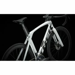 Trek MADONE SL 6 Disc 2022 -Trek Soldes velo course trek madone sl 6 disc 2